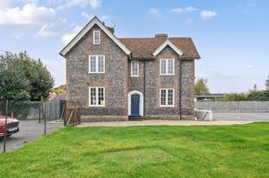 Photo 1- click for photo gallery